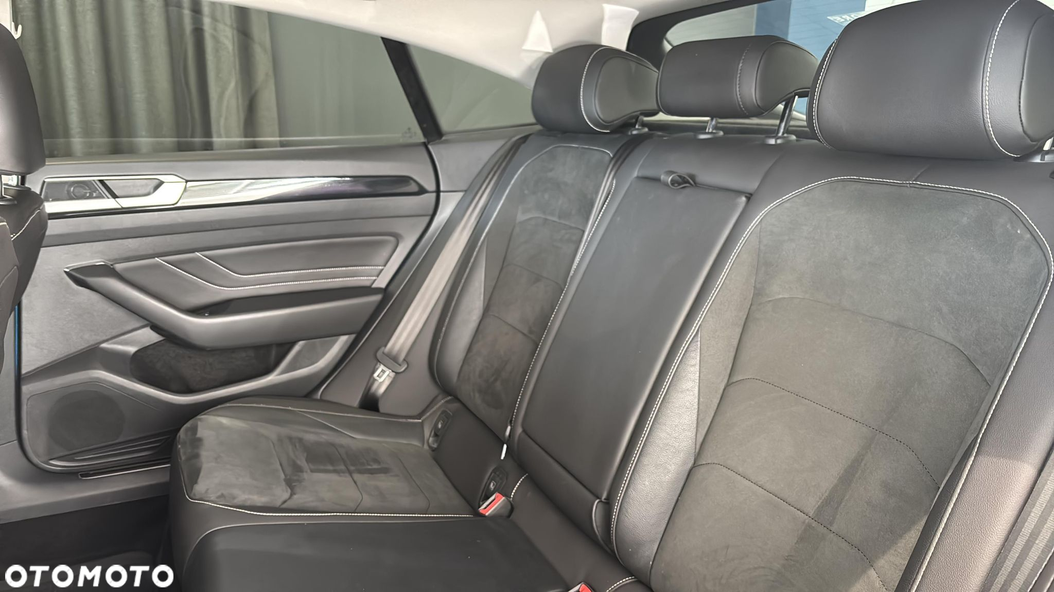 Volkswagen Arteon 2.0 TSI Elegance DSG - 16