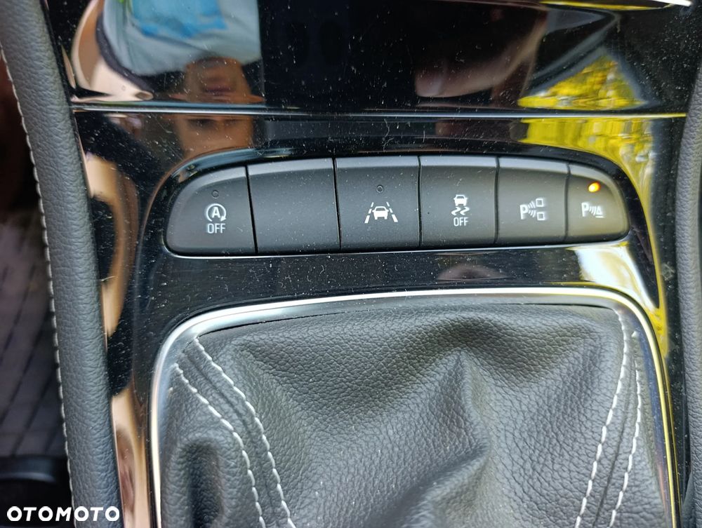 Opel Astra 1.4 Turbo Innovation - 9