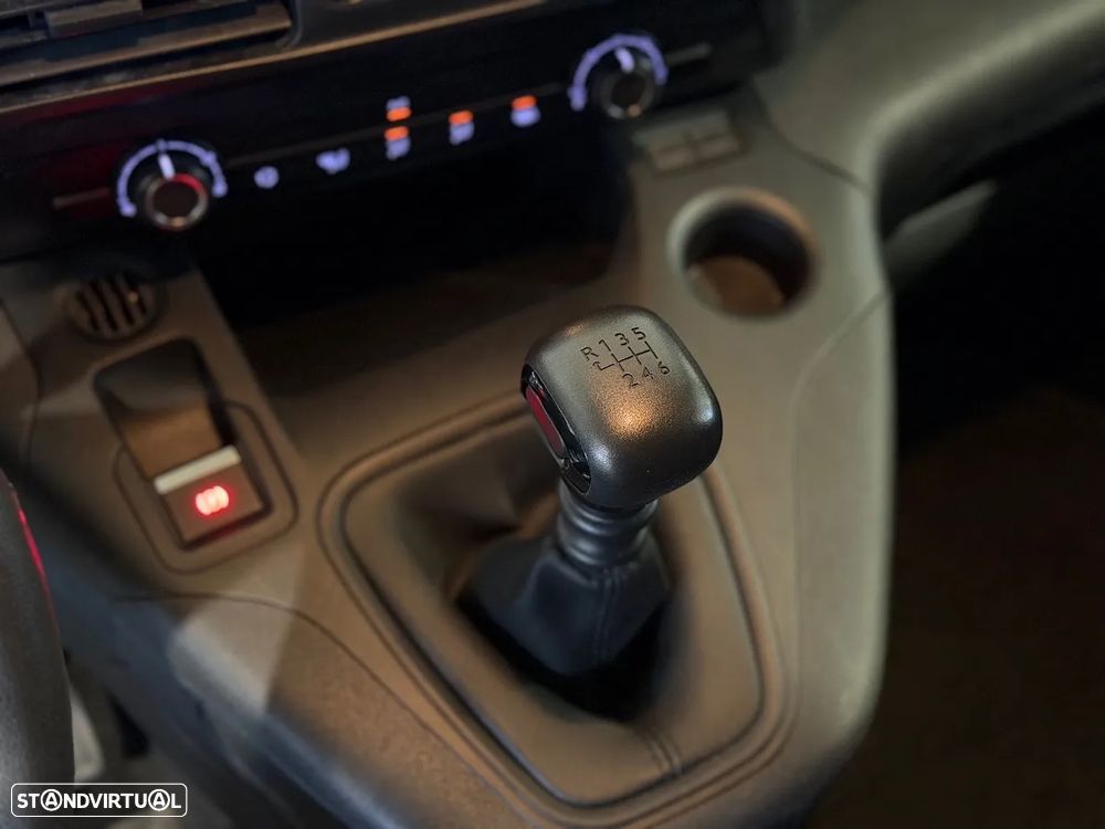 Opel Combo 1.5 CDTi 100HP 3L - 16