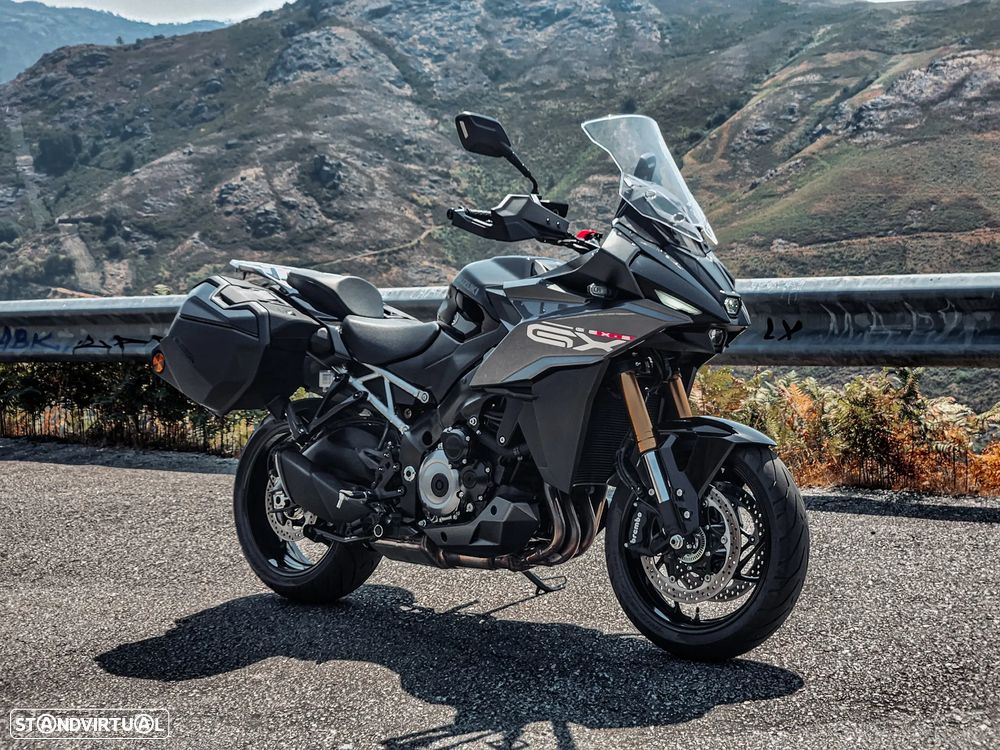 Suzuki GSX S 1000 GX - 3