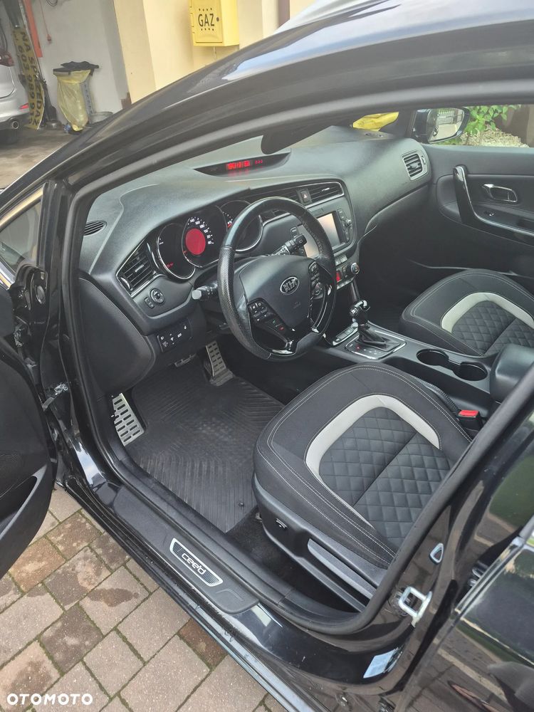 Kia Ceed 1.6 CRDi GT Line DCT - 10