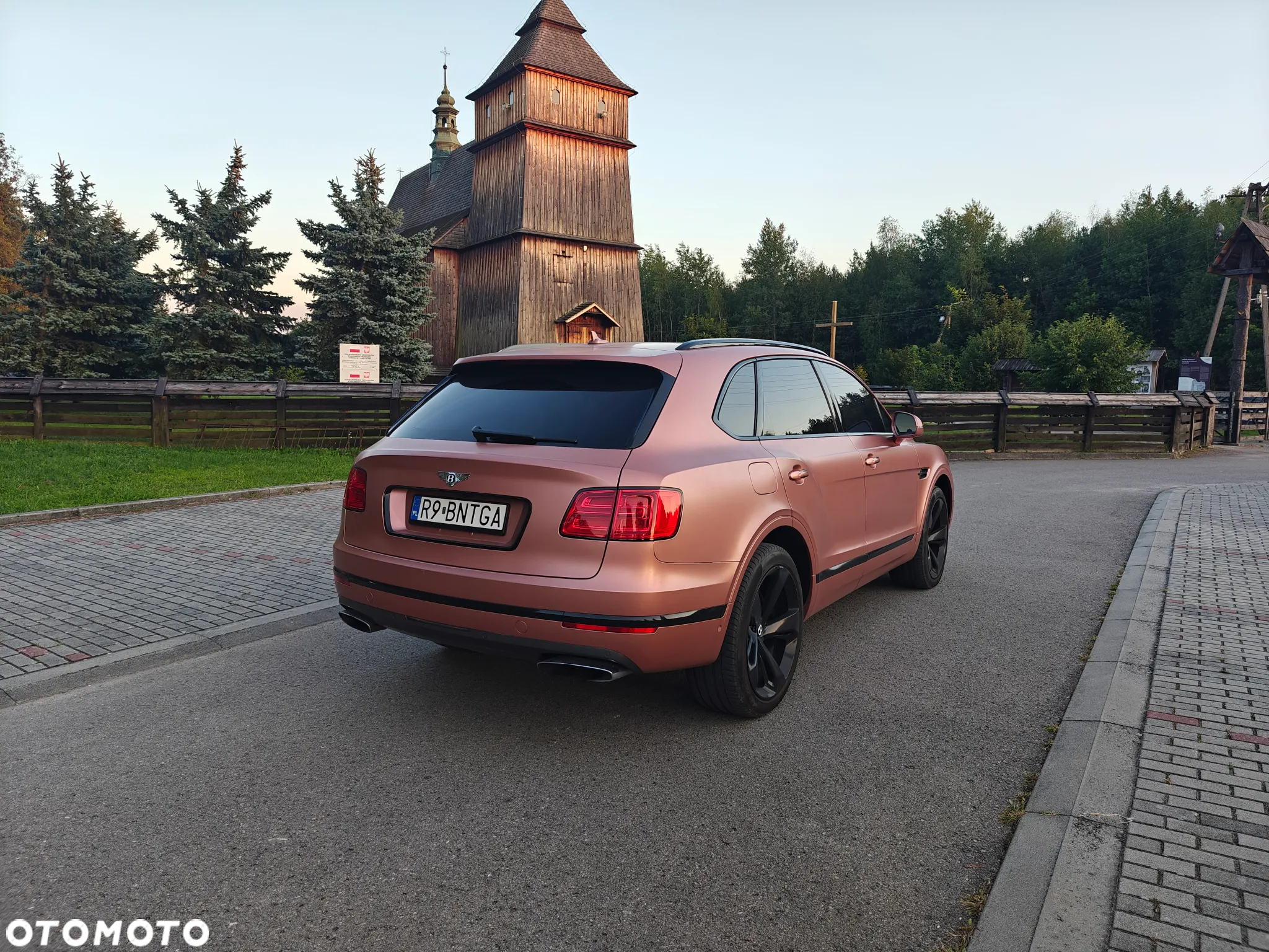 Bentley Bentayga W12 First Edition - 3