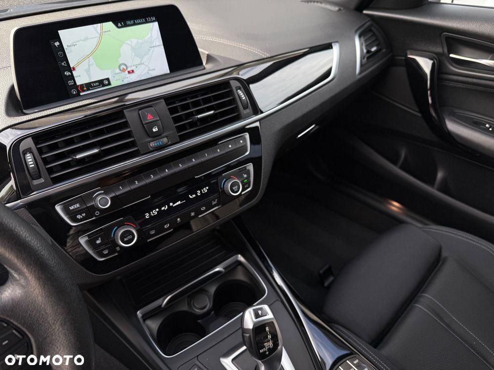 BMW Seria 1 120i Sport Line Shadow sport - 19