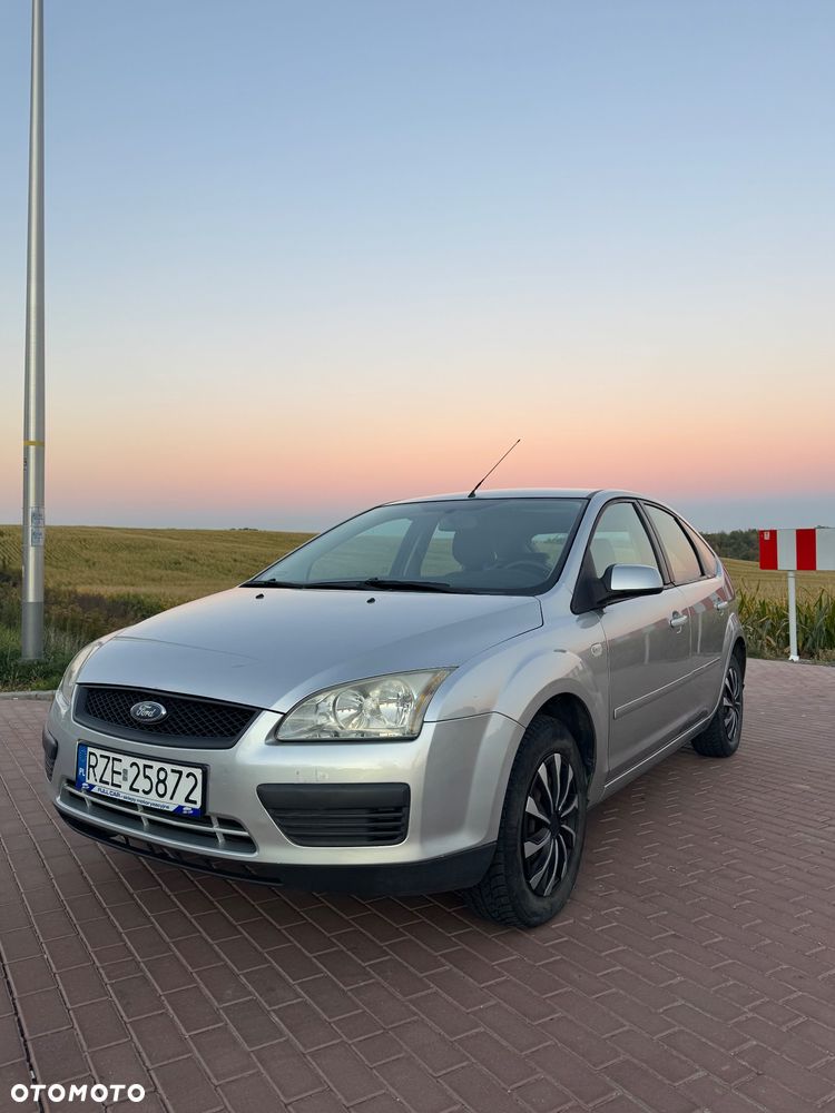 Ford Focus - 1