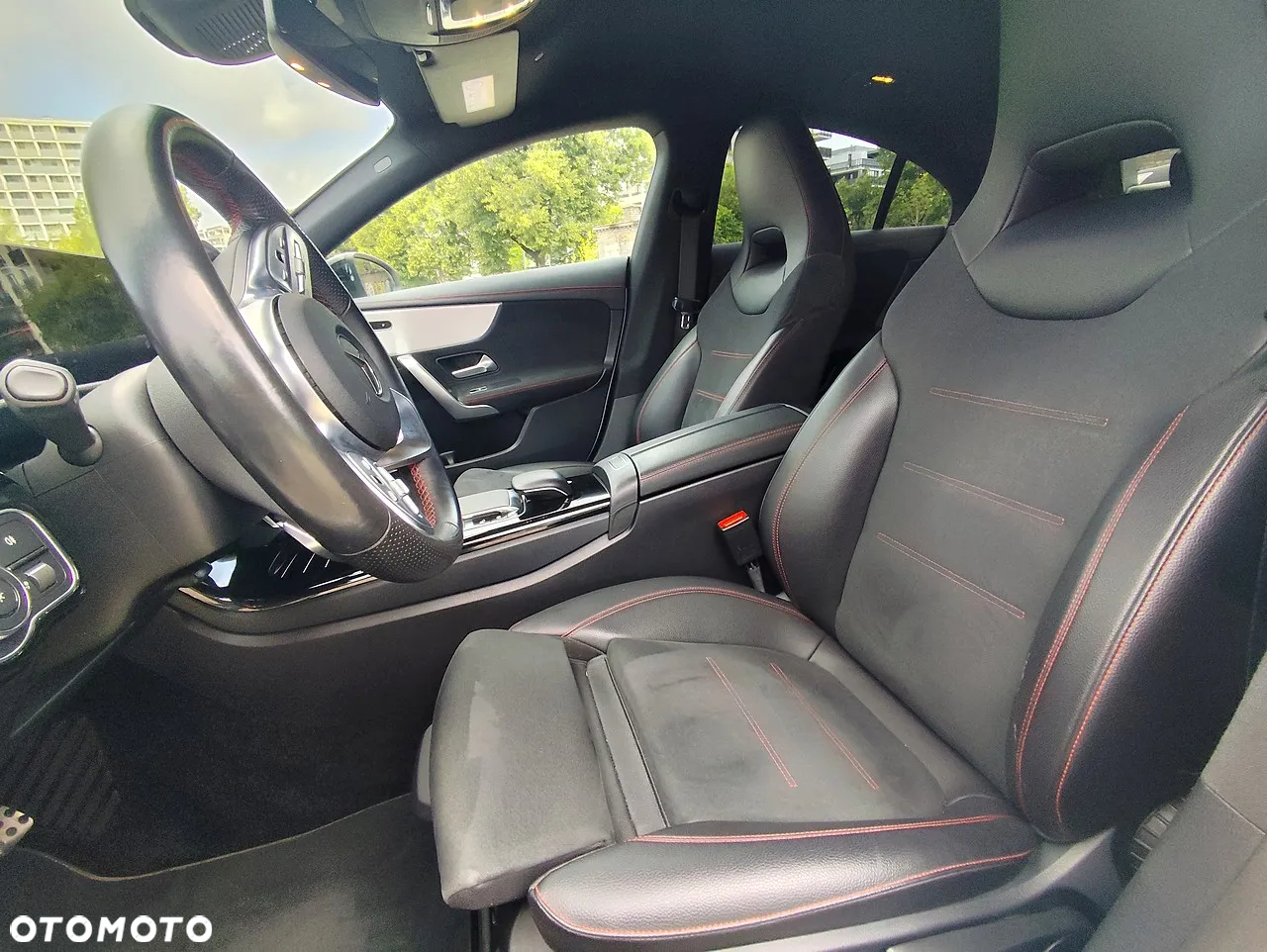 Mercedes-Benz CLA 200 AMG Line 7G-DCT - 7