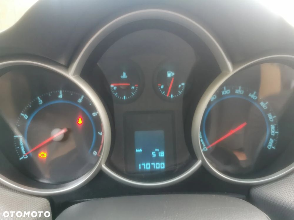 Chevrolet Cruze 1.6 LS - 12