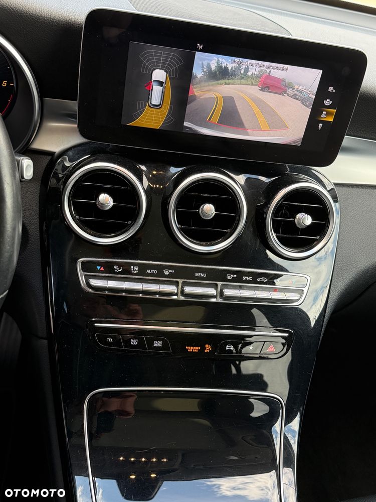 Mercedes-Benz GLC 200 d 4-Matic Business Edition - 25