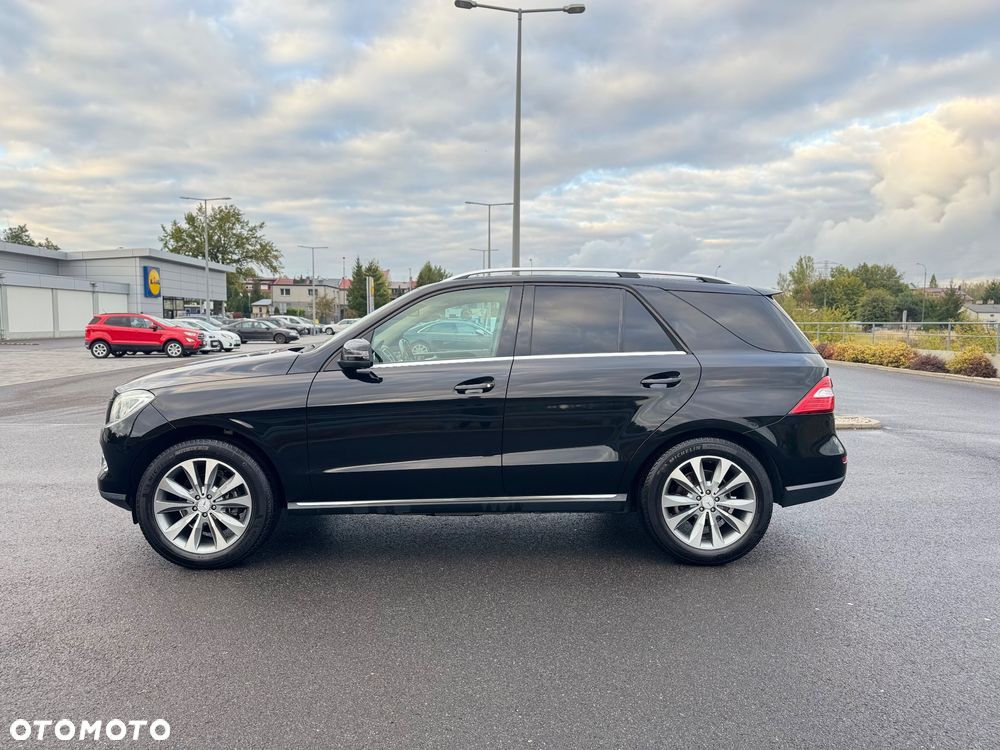 Mercedes-Benz ML 350 BlueTec 4-Matic - 5