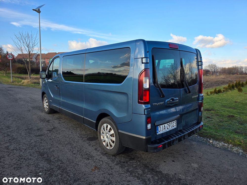 Renault Trafic Grand 1.6 dCi - 4