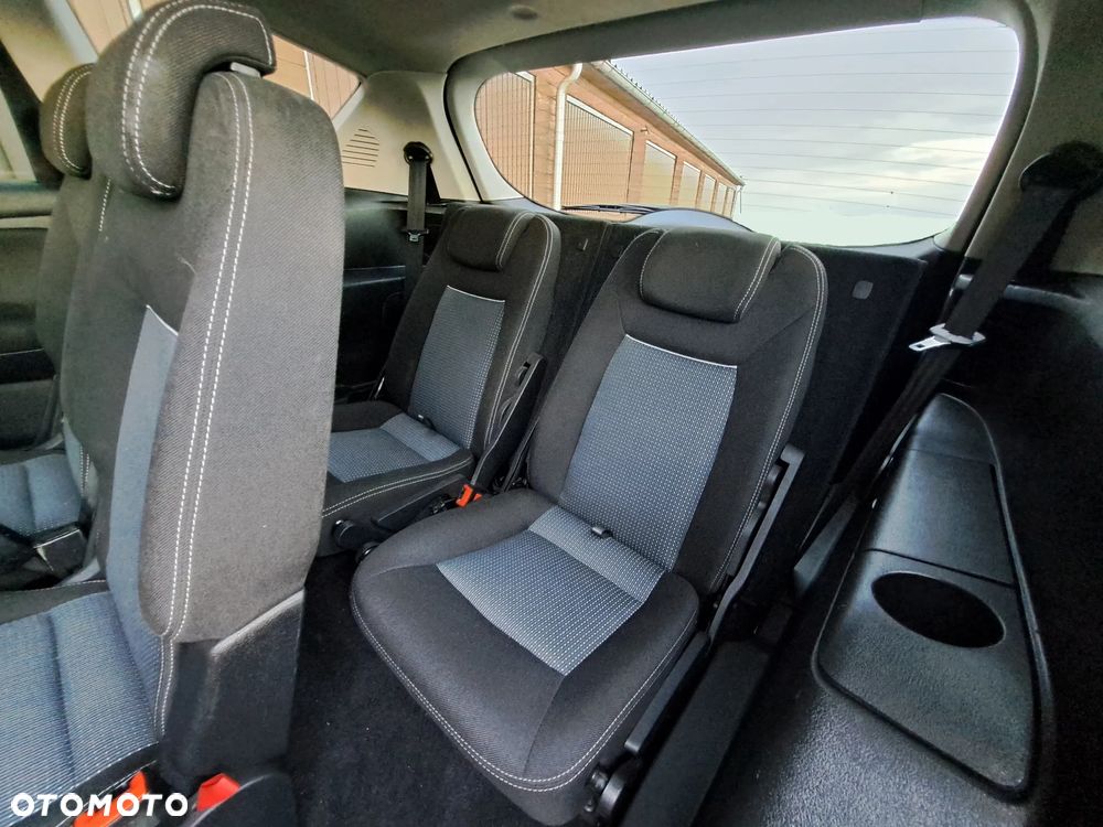 Ford S-Max 2.0 TDCi DPF Titanium - 32