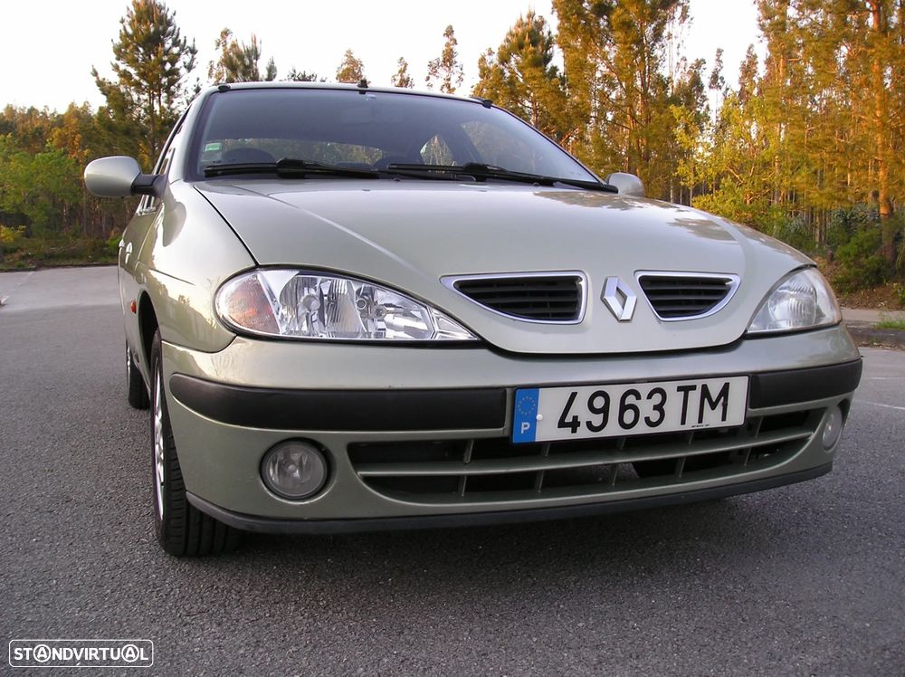 Renault Mégane 1.4 16V Privilège - 3
