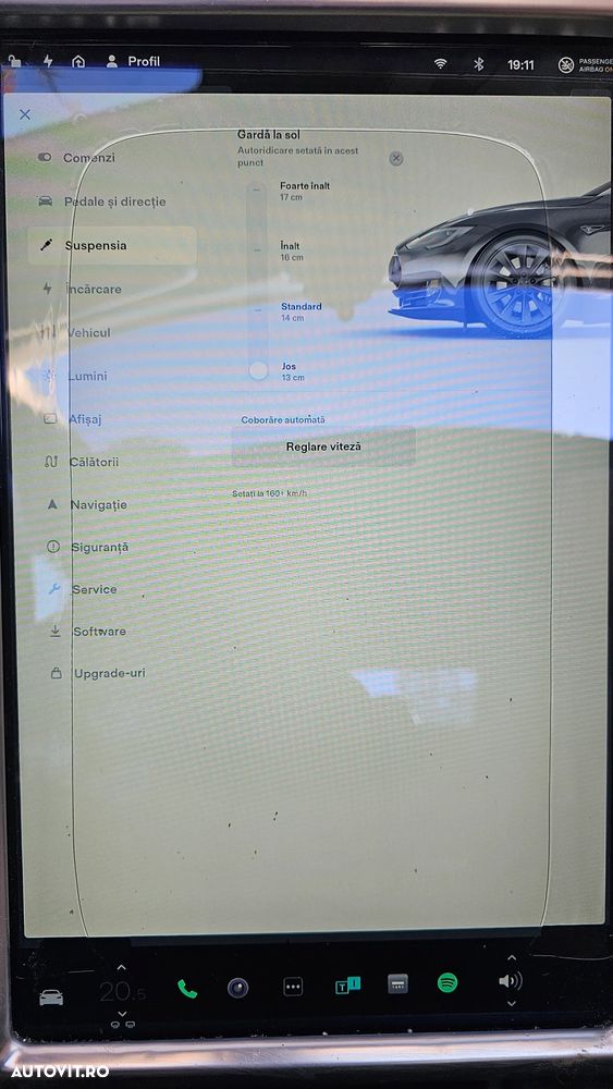Tesla Model S - 9