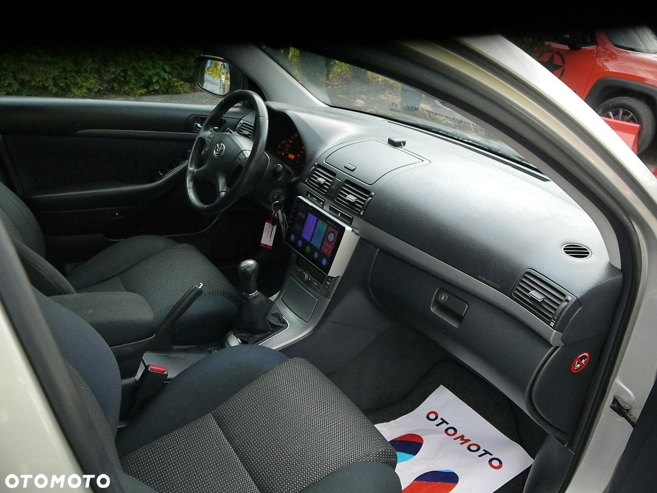 Toyota Avensis 1.8 VVT-i Sol - 21
