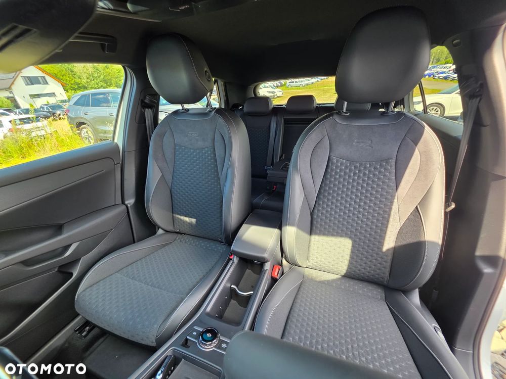 Volkswagen T-Roc 1.5 eTSI R-Line DSG - 17