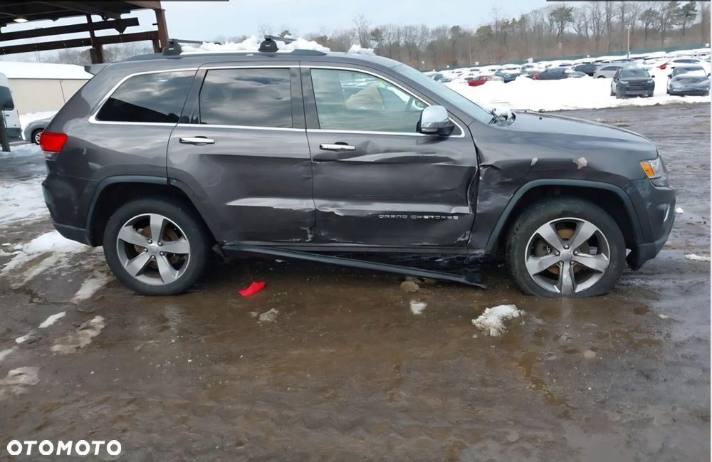 Jeep Grand Cherokee - 20