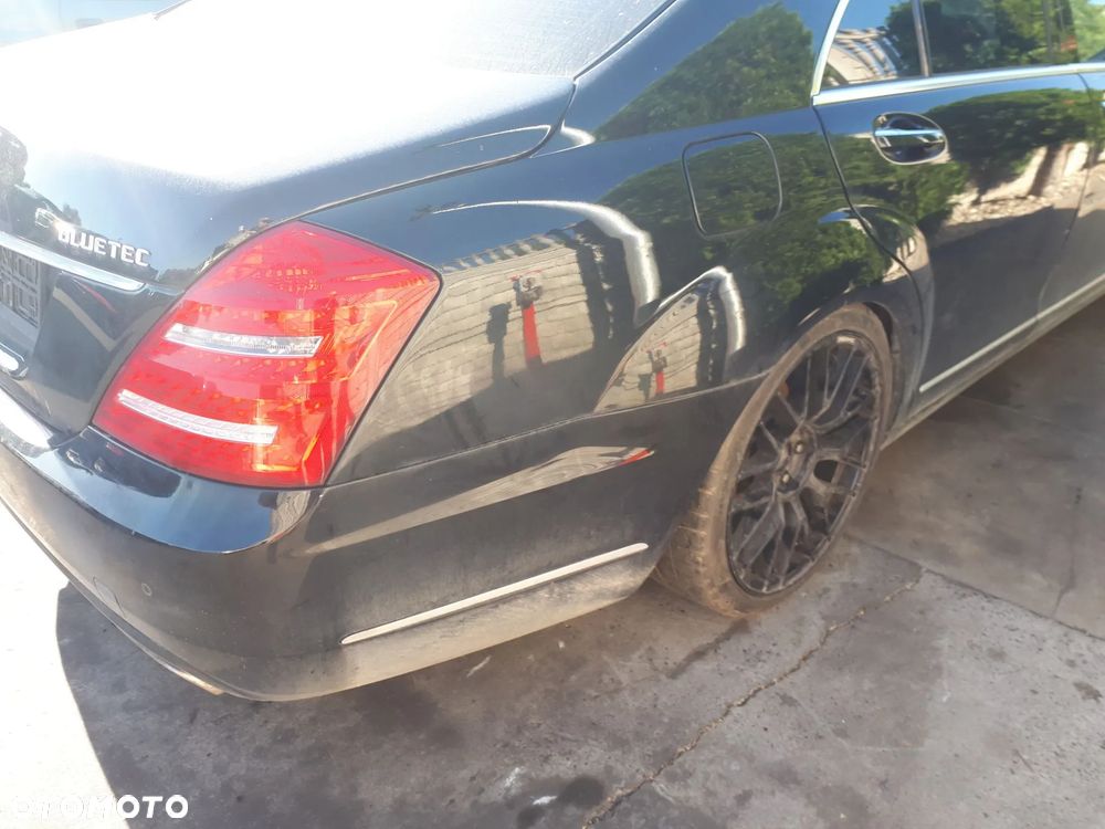MERCEDES S KLASA W221 LIFT 09-13 3.0 V6 CDI RADIO COMMAND ZMIENIARKA - 31