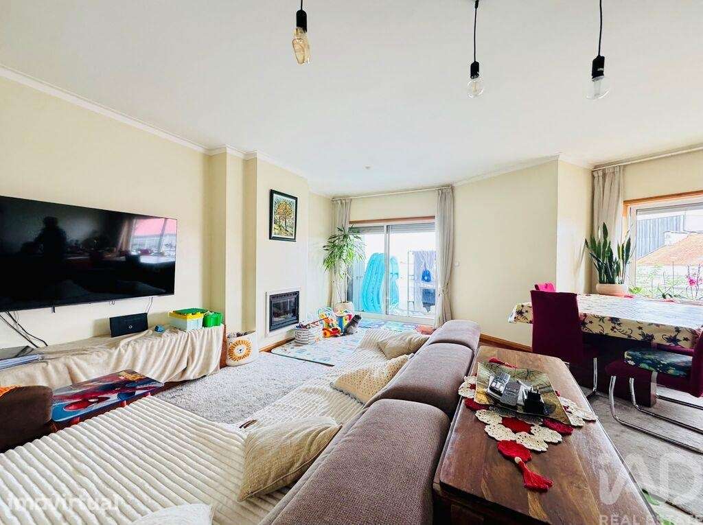 Apartamento T3 em Mafamude e Vilar do Paraíso de 138 m2 - Grande imagem: 2/25