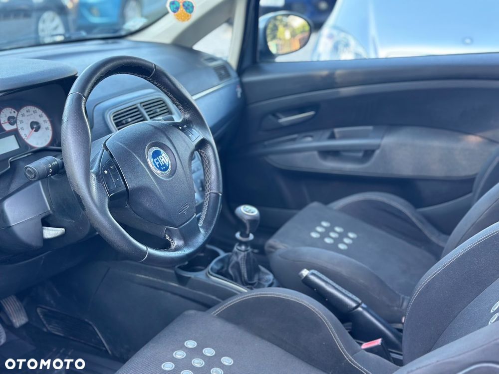 Fiat Grande Punto - 7
