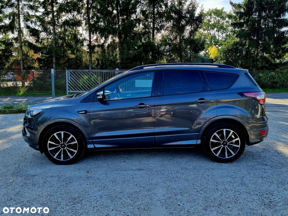 Ford Kuga 1.5 EcoBoost 2x4 ST-Line - 8