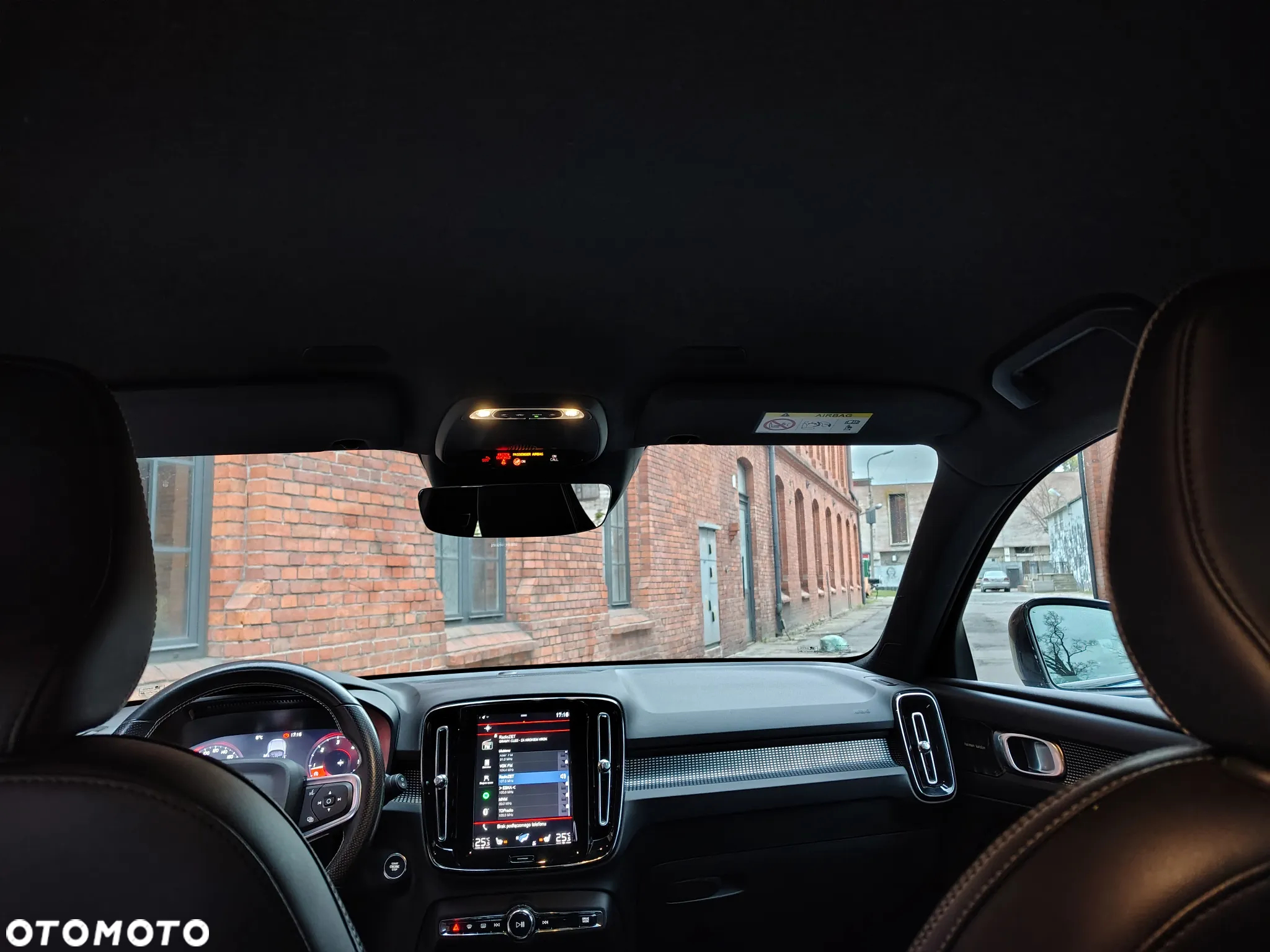 Volvo XC 40 D3 R-Design - 17
