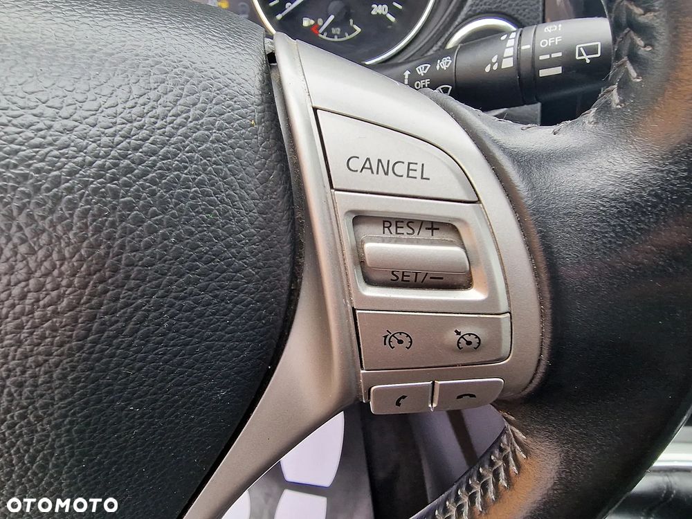 Nissan Qashqai 1.2 DIG-T N-Connecta - 15