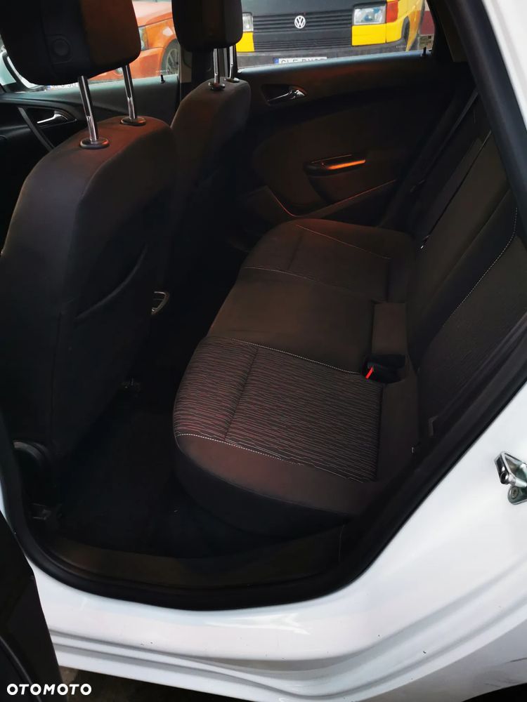 Opel Astra 1.6 CDTI Enjoy - 5