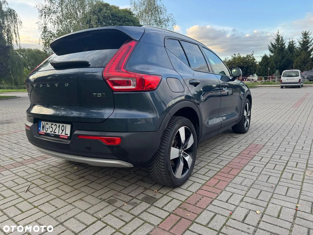 Volvo XC 40 T5 AWD Geartronic Momentum - 10