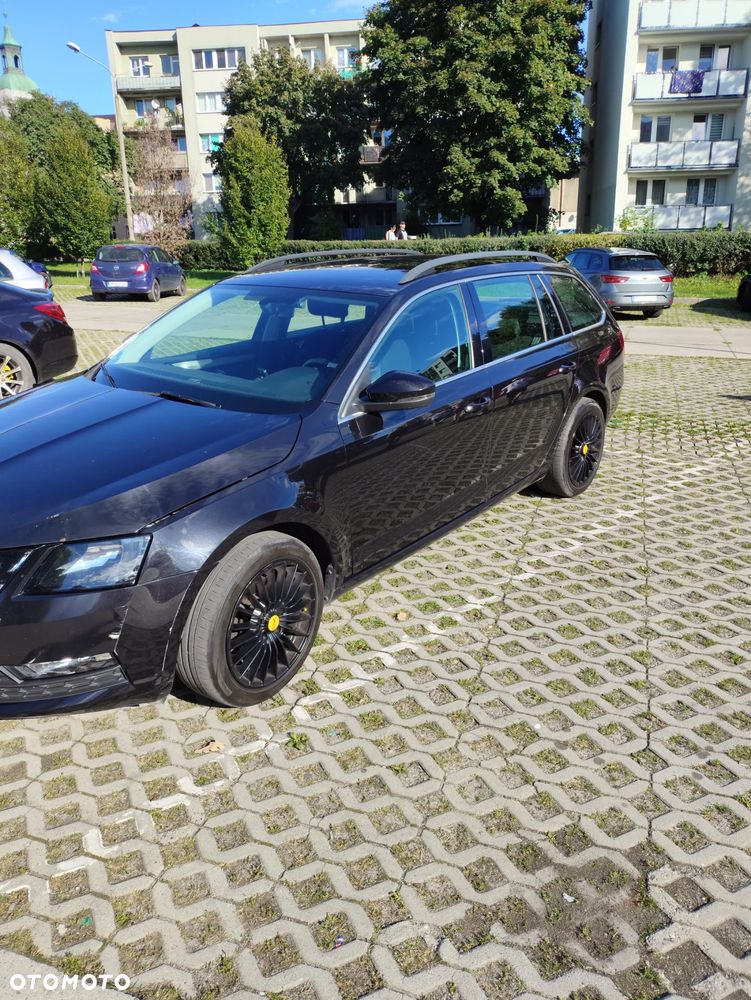 Skoda Octavia 1.5 TSI ACT Style DSG - 6