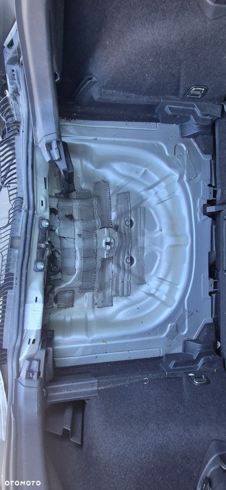 Volkswagen Golf 2.0 TDI BMT Highline - 17