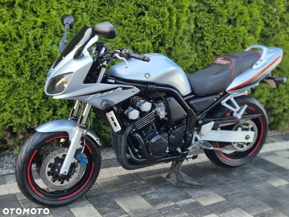 Yamaha FZ6 - 4