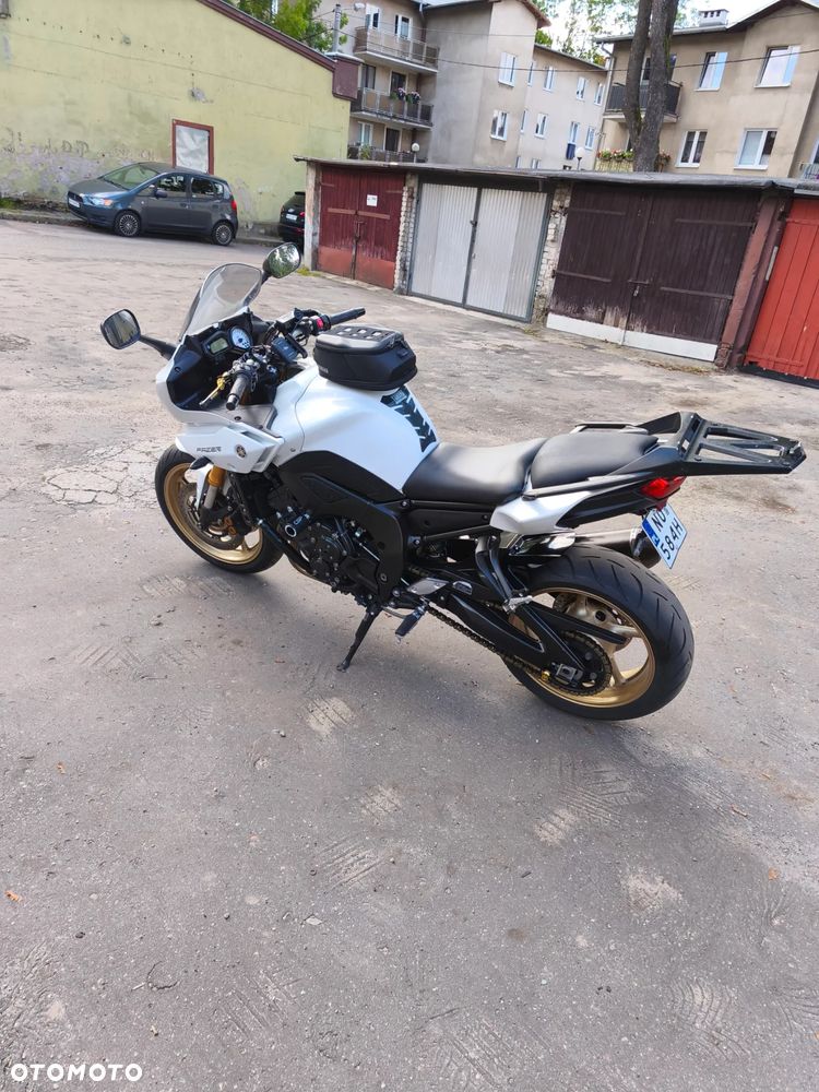 Yamaha FZ8 - 21