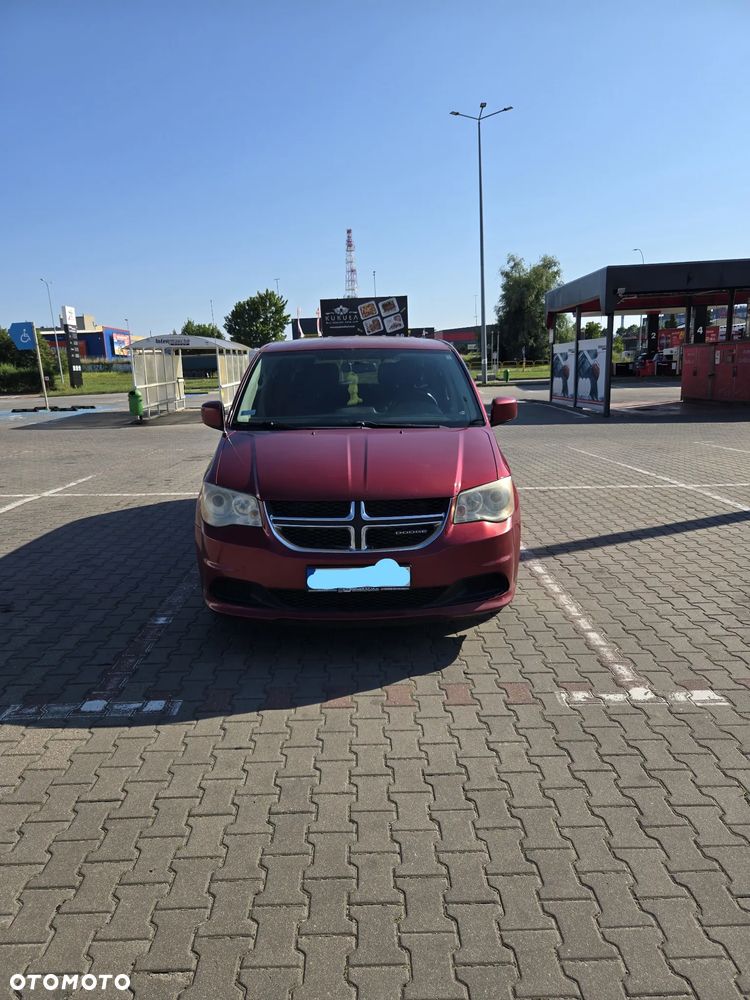 Dodge Grand Caravan - 3