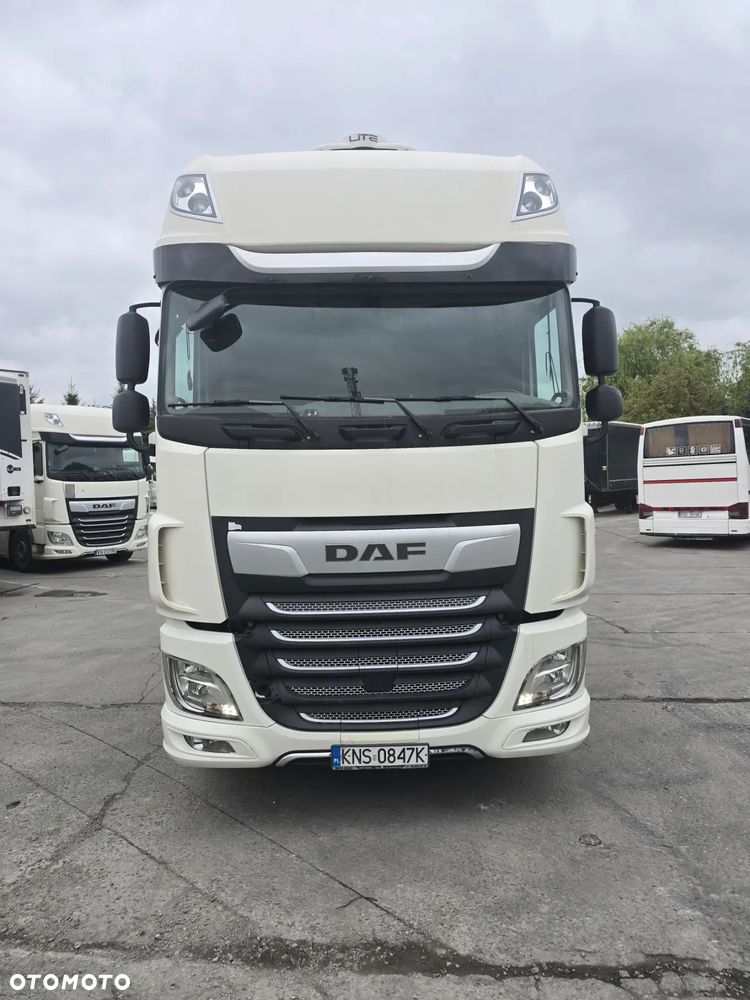 DAF XF - 9