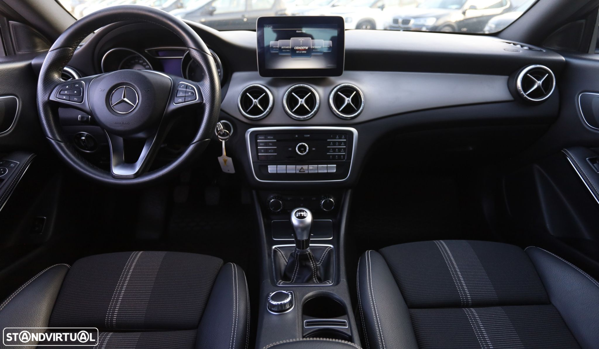 Mercedes-Benz CLA 180 - 20
