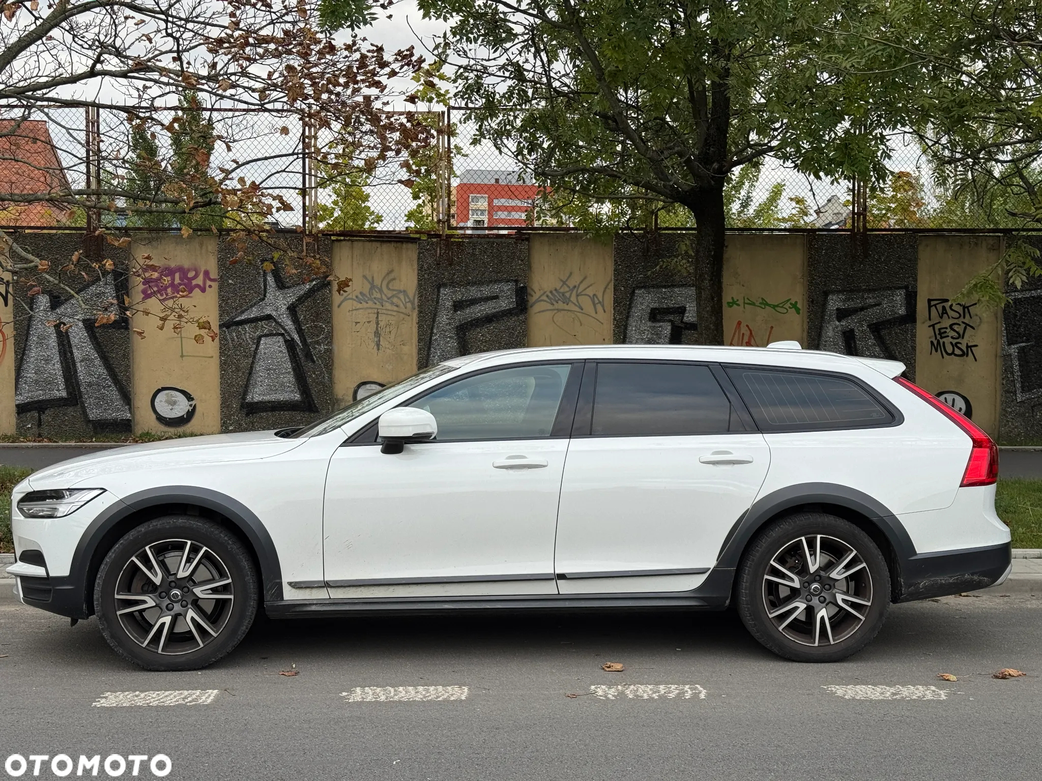 Volvo V90 Cross Country D4 AWD - 3