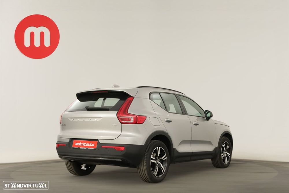 Volvo XC 40 1.5 T2 Plus Dark Auto - 4