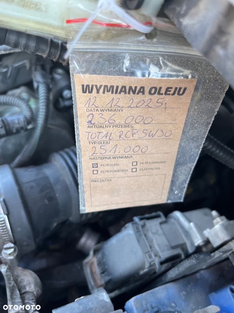 Citroën C4 Grand Picasso - 15