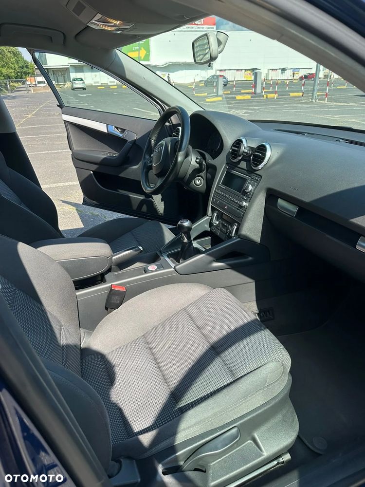 Audi A3 Sportback 2.0 TDI DPF Ambition - 10