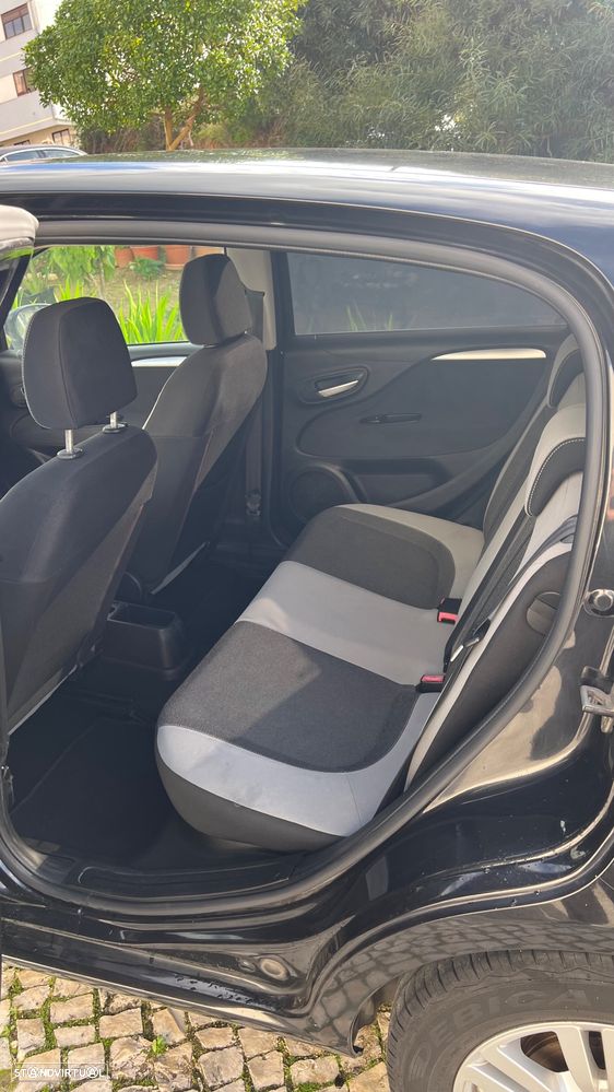 Fiat Punto 1.3 M-Jet Easy S&S - 21