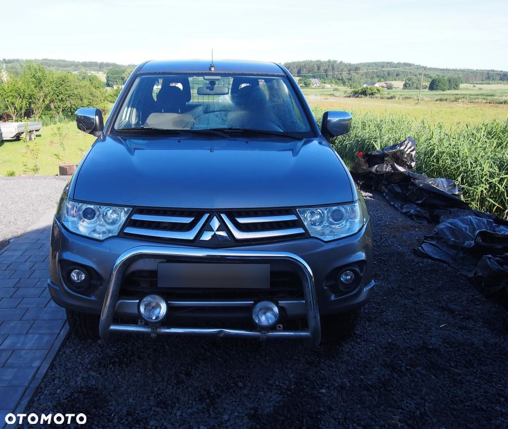 Mitsubishi L200 Pick Up 4x4 DPF Club Cab - 3