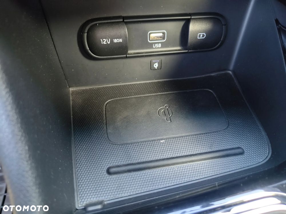 Kia Niro - 31