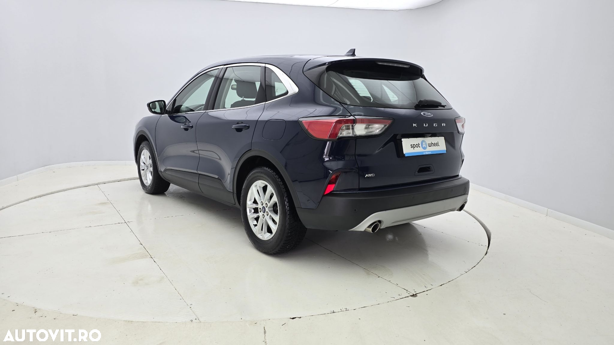 Ford Kuga - 8