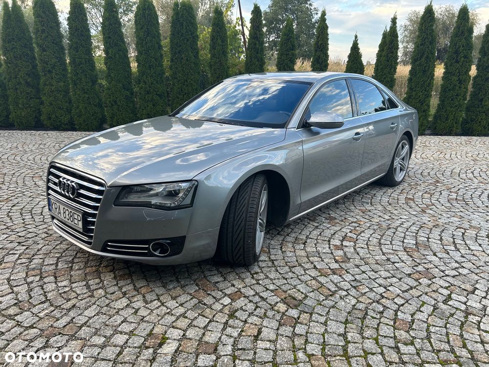 Audi A8 - 2