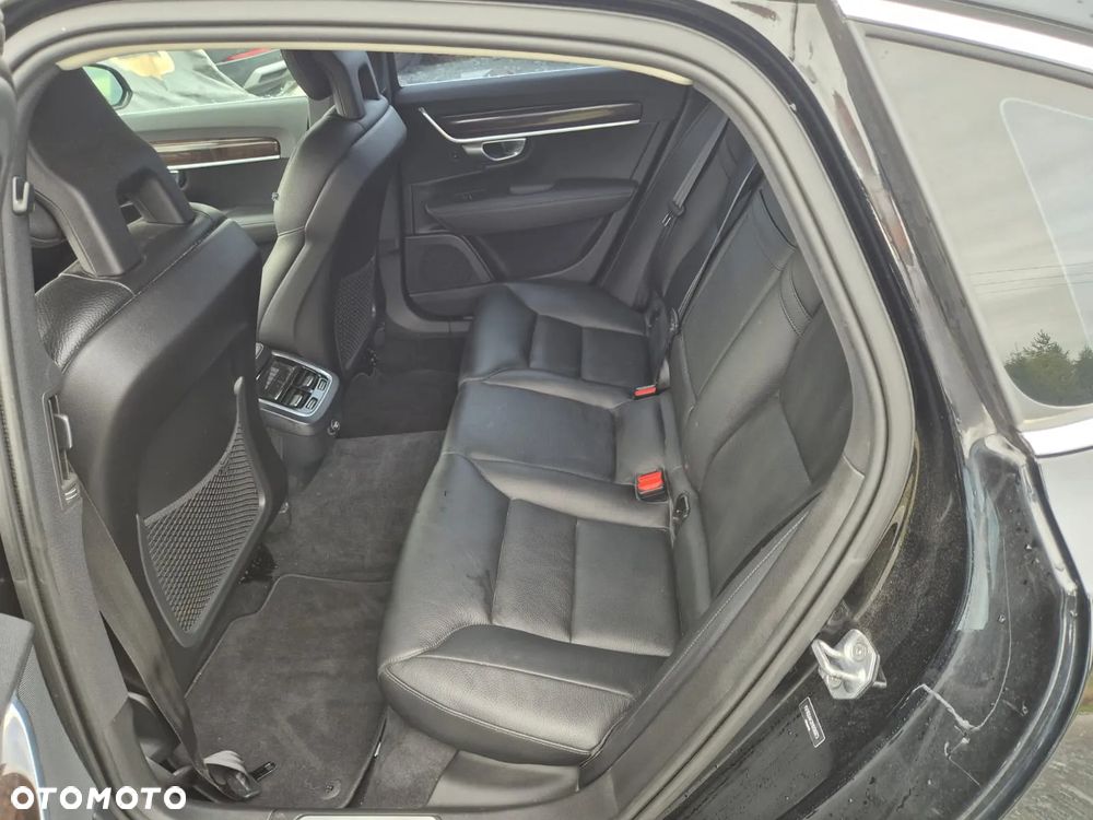 Volvo S90 T5 Momentum - 17
