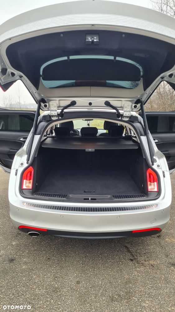 Opel Insignia 2.0 CDTI - 22