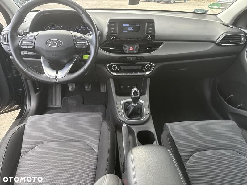 Hyundai i30 1.5 DPI Modern - 21