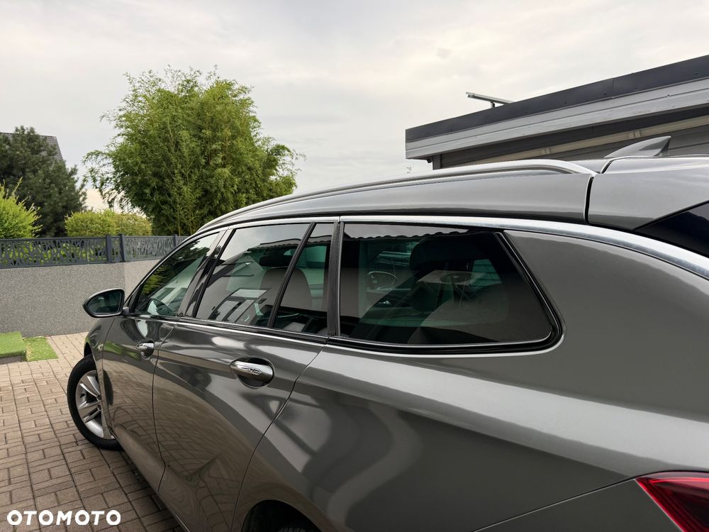 Opel Insignia - 19
