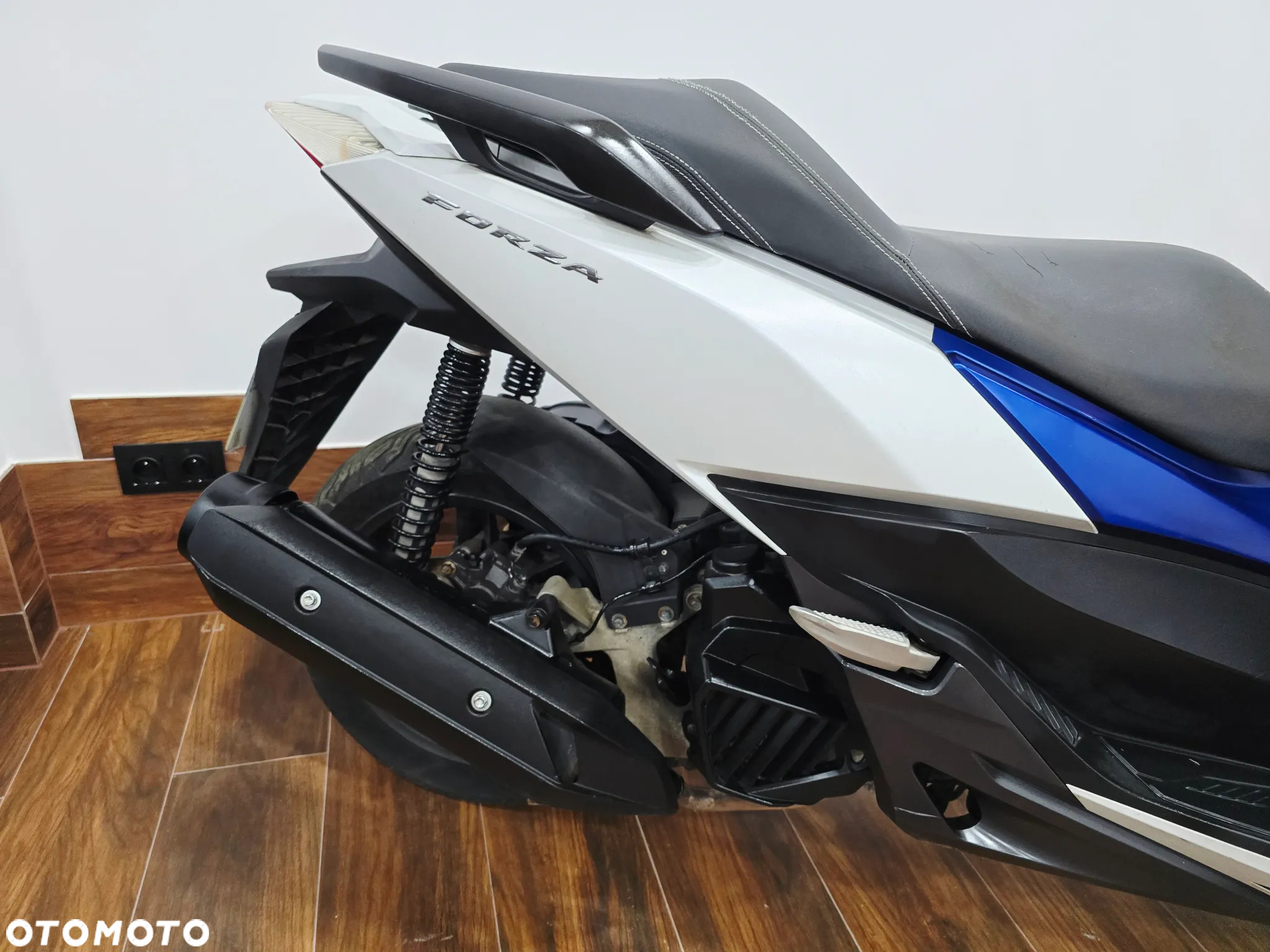 Honda NSS - 23