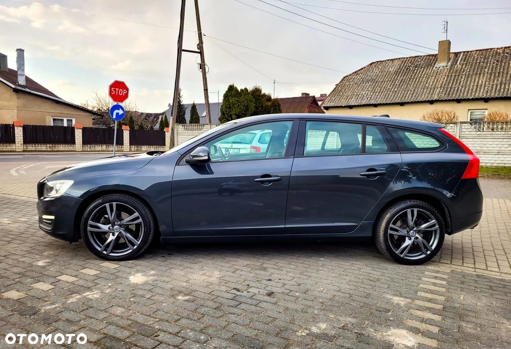 Volvo V60 D3 Geartronic Kinetic - 8