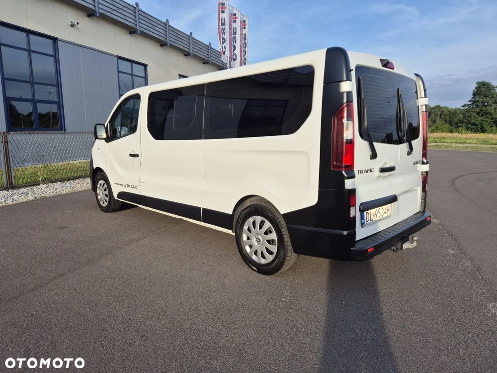 Renault Trafic ENERGY dCi 125 Combi Authentique - 9